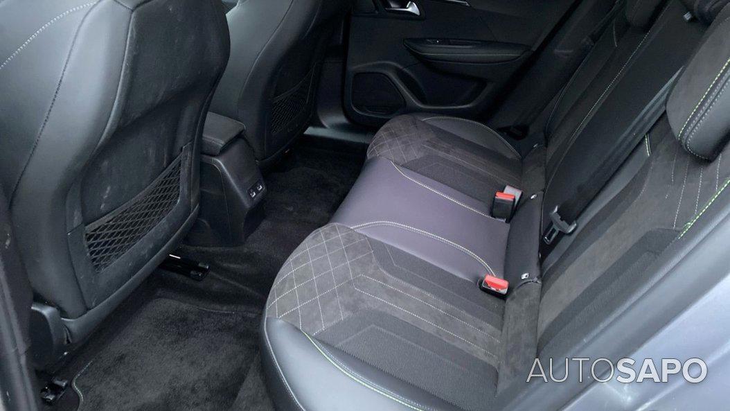 Peugeot e-2008 GT de 2023