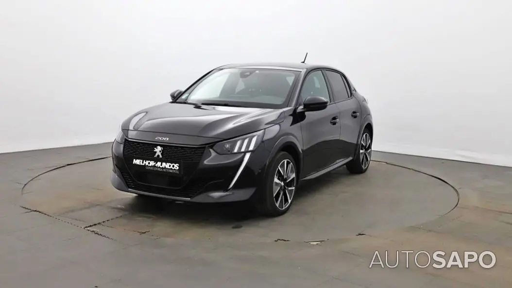 Peugeot E-208