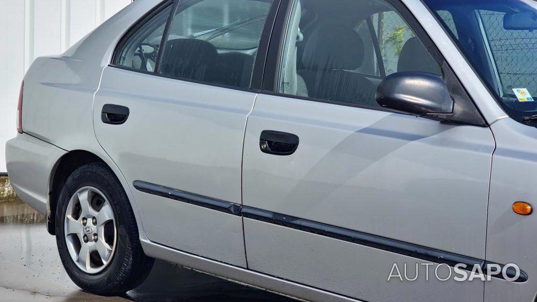 Hyundai Accent 1.3 GL de 2001