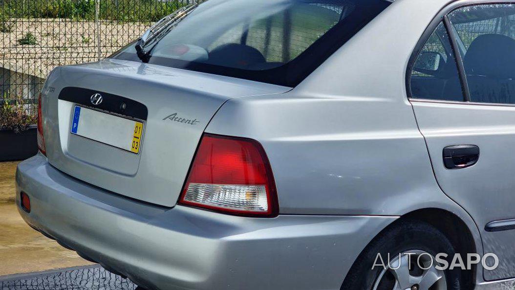 Hyundai Accent 1.3 GL de 2001