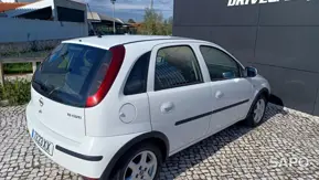 Opel Corsa de 2004
