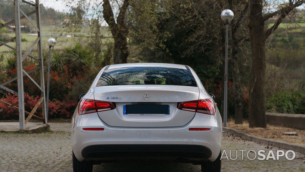 Mercedes-Benz Classe A 180 d Limousine Style Aut. de 2022