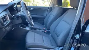 Kia Rio 1.2 CVVT Urban de 2021
