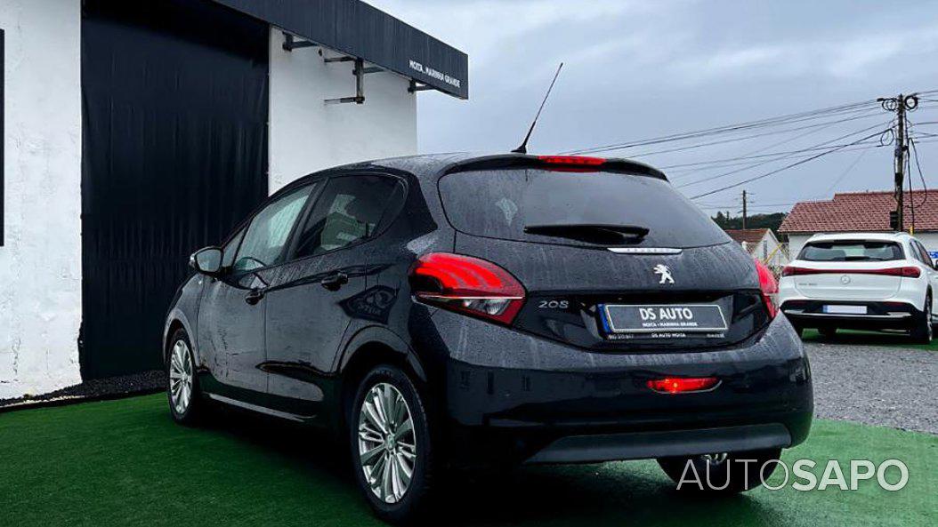 Peugeot 208 1.6 Blue HDI Style de 2017