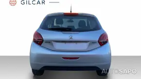 Peugeot 208 1.2 PureTech Allure de 2017