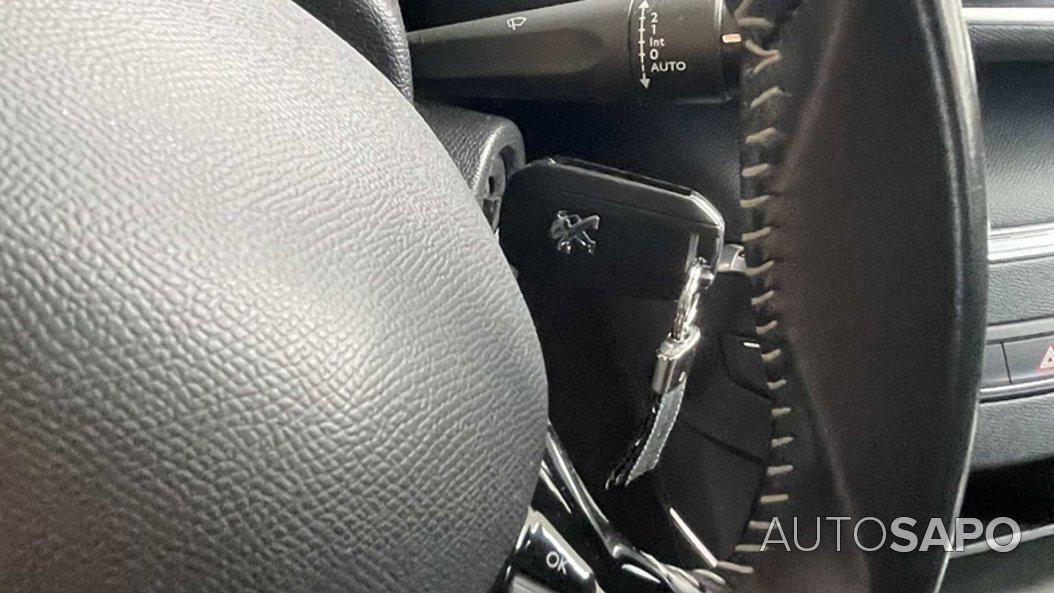 Peugeot 308 1.5 BlueHDi Allure Pack de 2020