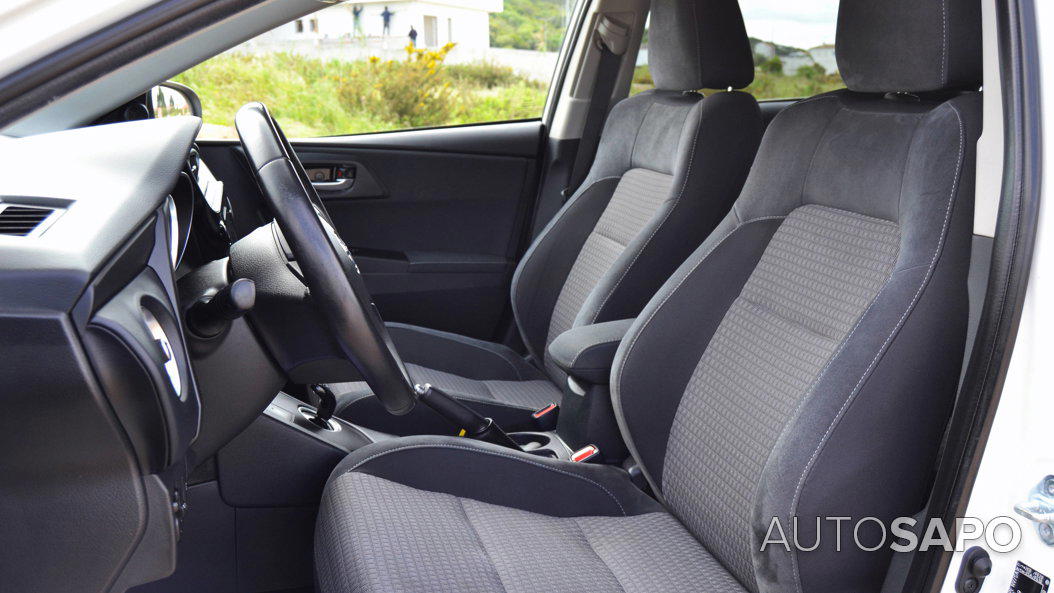Toyota Auris 1.8 HSD Exclusive de 2018