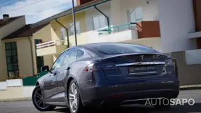 Tesla Model S 85D de 2015