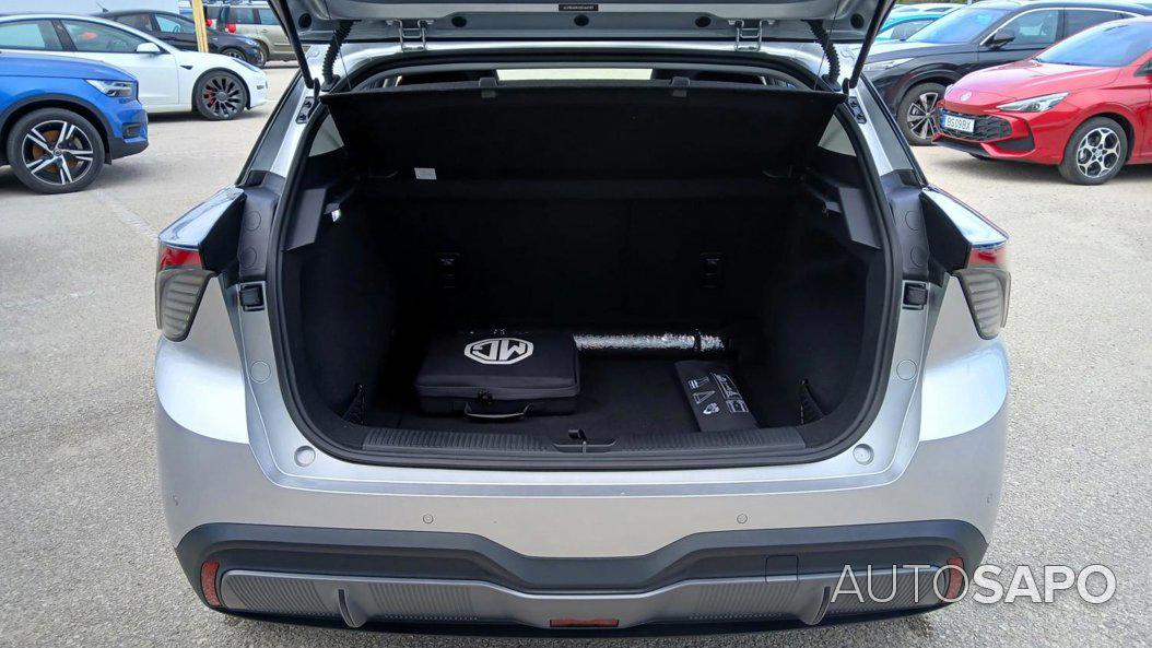 MG MG4 64 kWh Luxury de 2024
