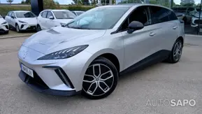 MG MG4 64 kWh Luxury de 2024