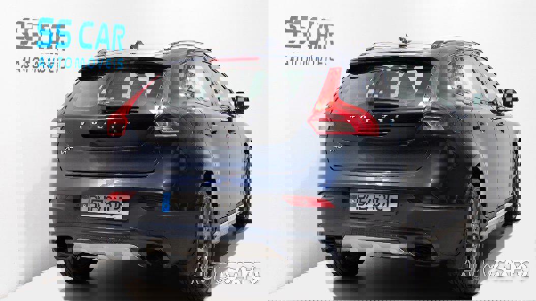 Volvo V40 Cross Country 1.6 D2 Momentum de 2013