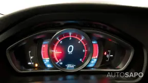 Volvo V40 Cross Country 1.6 D2 Momentum de 2013