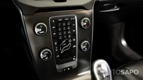 Volvo V40 Cross Country 1.6 D2 Momentum de 2013