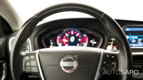 Volvo V40 Cross Country 1.6 D2 Momentum de 2013