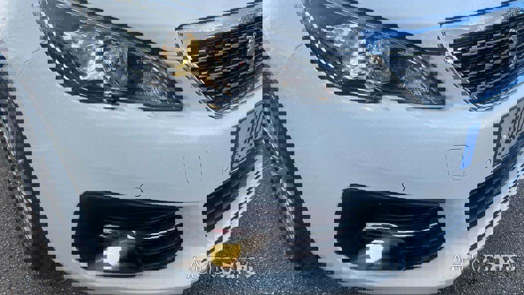 Peugeot 308 1.5 BlueHDi Allure Pack de 2021