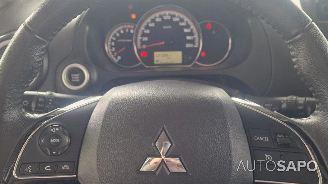 Mitsubishi Space Star 1.2 Intense Connect Edition de 2024