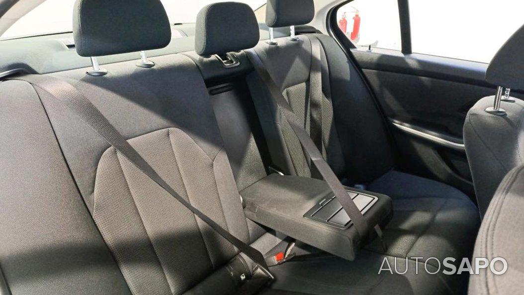BMW Série 3 330 e Corporate Edition Auto de 2020