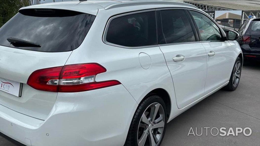 Peugeot 308 1.6 BlueHDi Allure J17 de 2016