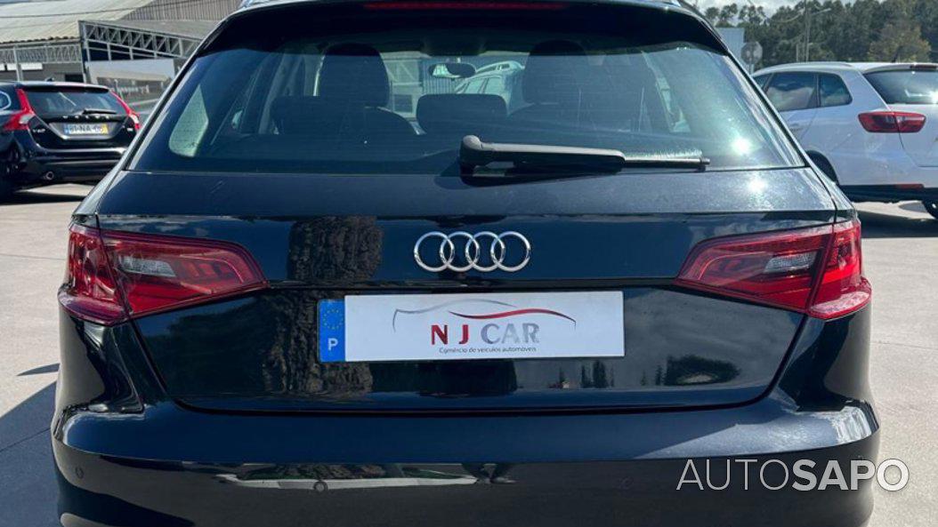 Audi A3 1.6 TDi Business Line Attraction Ultra de 2014