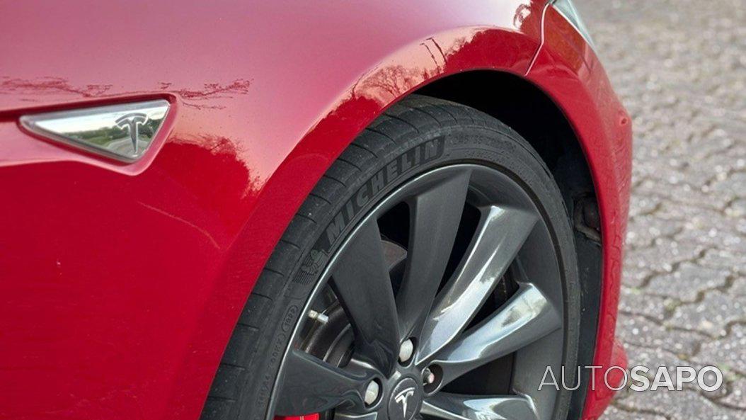Tesla Model S 60 de 2016