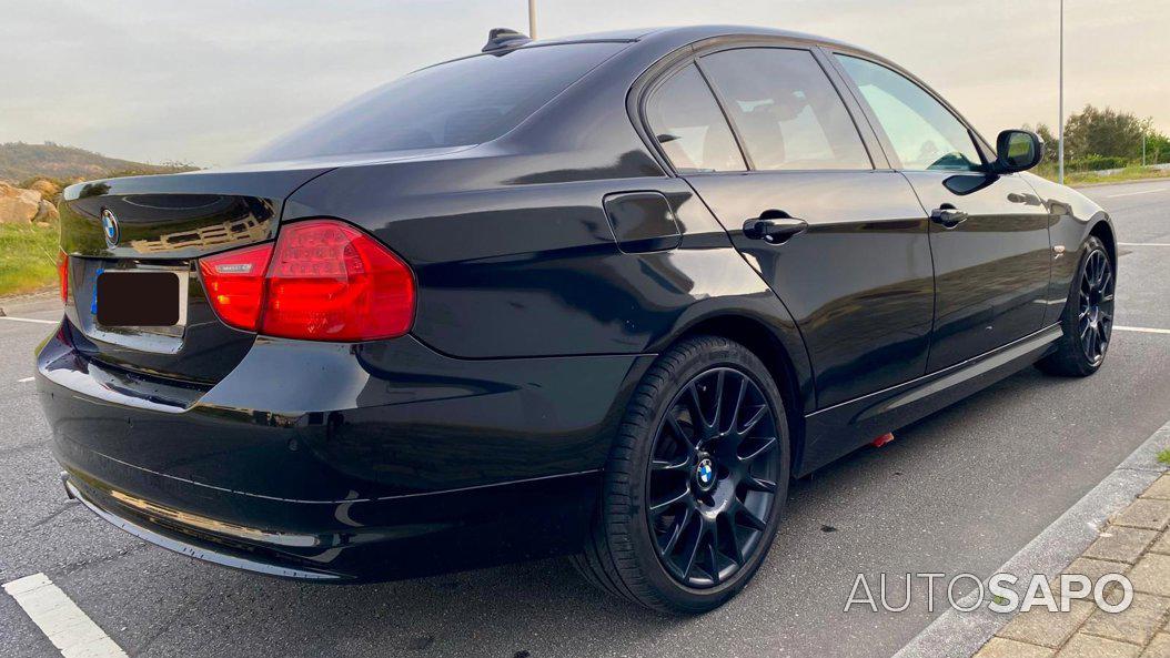 BMW Série 3 320 d xDrive Auto Line Modern de 2011
