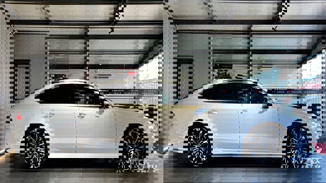 Audi A7 3.0 TDi V6 quattro S-line S tronic de 2011