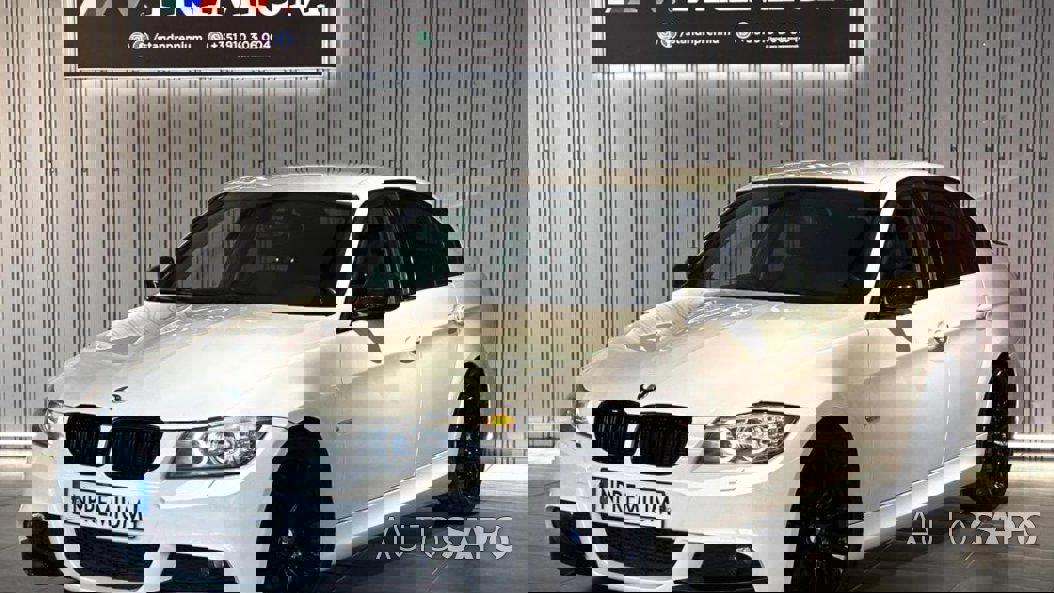 BMW Série 3 318 d Auto Pack M de 2011
