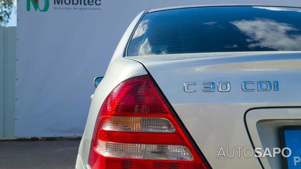 Mercedes-Benz Classe C de 2004