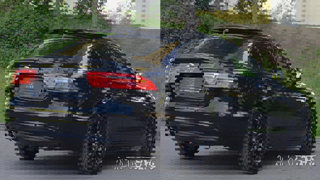 Jaguar XE 2.0 D R-Sport Aut. de 2018