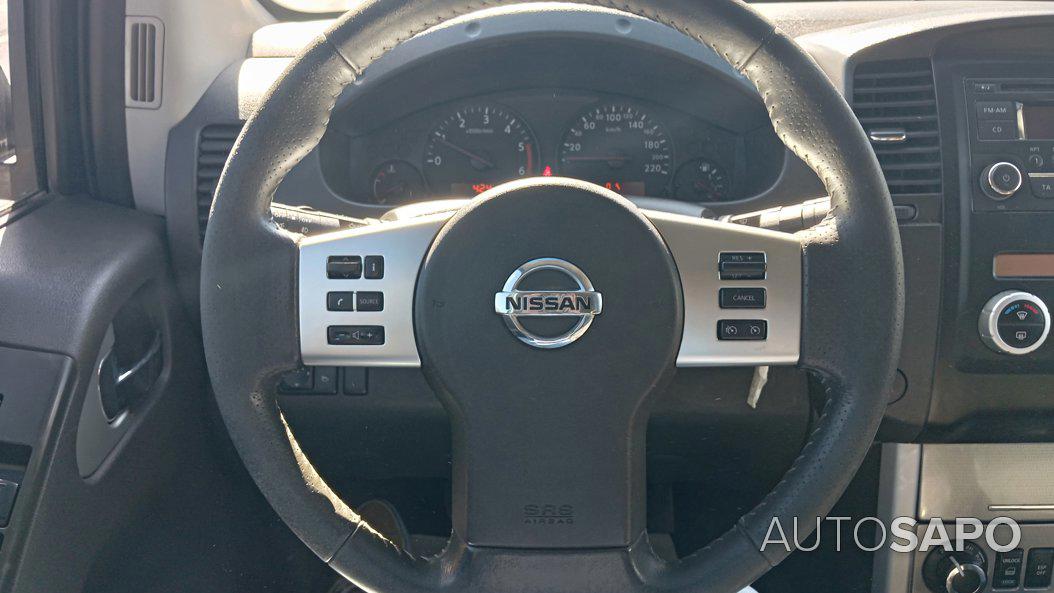 Nissan Navara 2.5 dCi CD SE AT 4WD de 2014