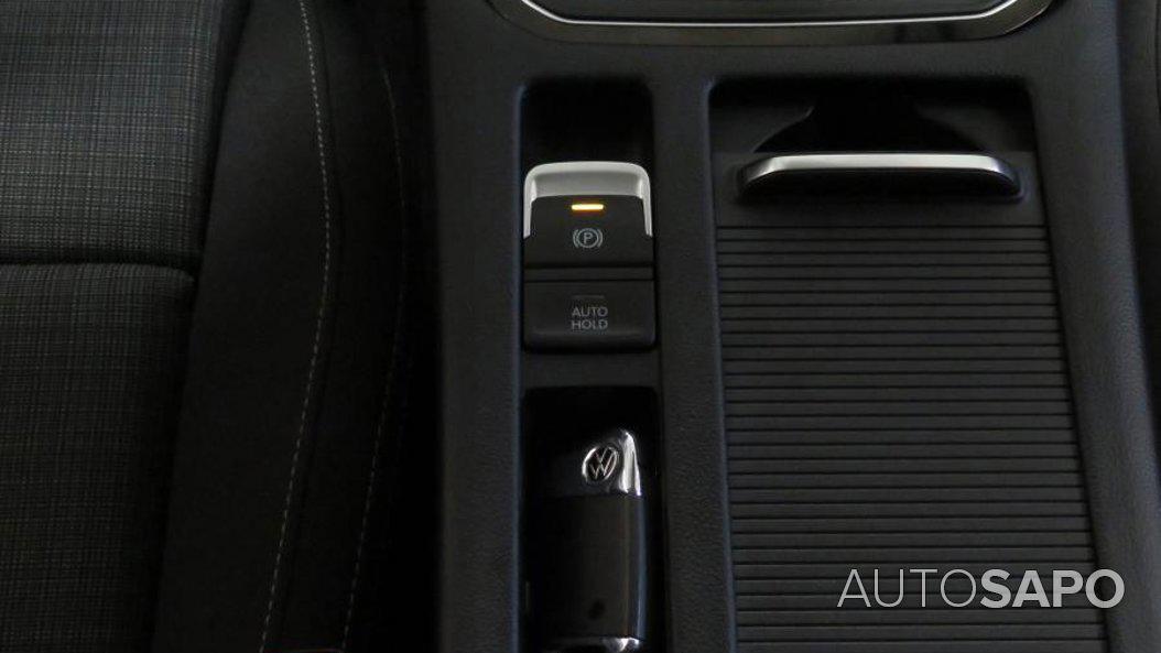 Volkswagen Passat 2.0 TDI Business DSG de 2022