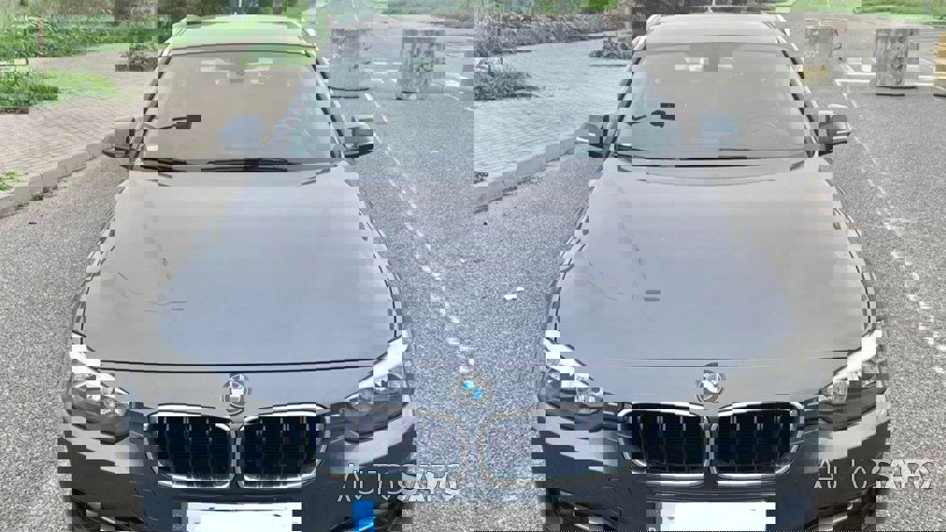 BMW Série 3 318 d Sport de 2014