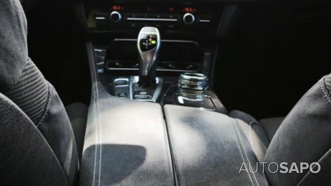 BMW Série 5 520 d xDrive Pack M Auto de 2013