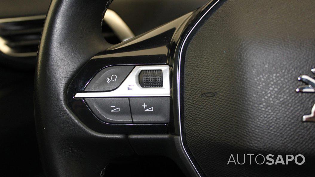 Peugeot 3008 1.5 BlueHDi Active de 2019