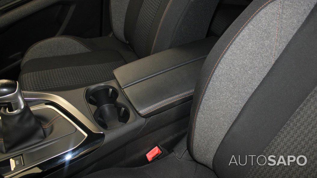 Peugeot 3008 1.5 BlueHDi Active de 2019