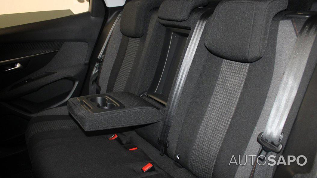 Peugeot 3008 1.5 BlueHDi Active de 2019