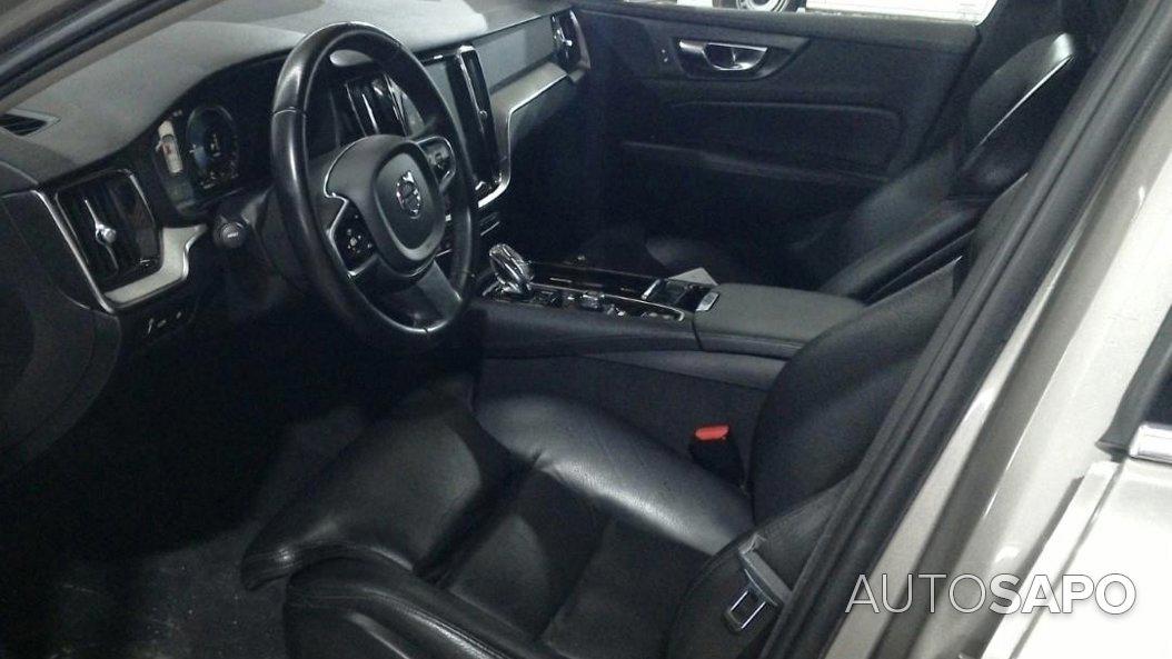 Volvo V60 2.0 T8 AWD TE Inscription de 2019