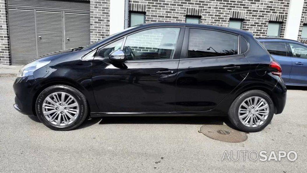 Peugeot 208 1.6 Blue HDI Style de 2016