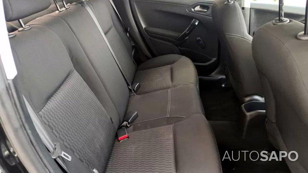 Peugeot 208 1.6 Blue HDI Style de 2016