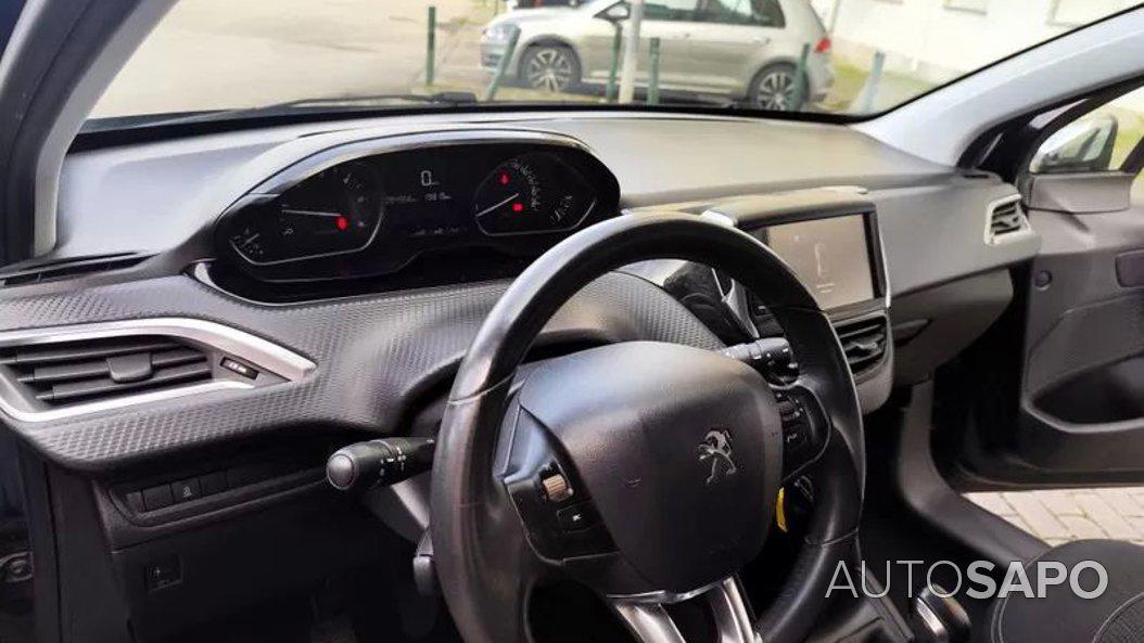 Peugeot 208 1.6 Blue HDI Style de 2016