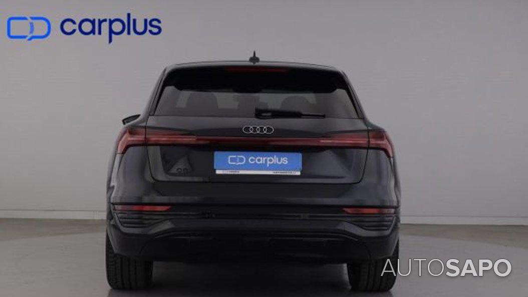 Audi e-tron 55 quattro Advanced de 2024