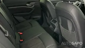 Audi e-tron 55 quattro Advanced de 2024