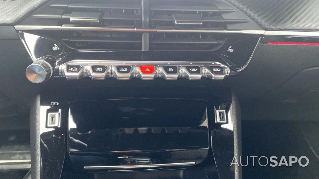 Peugeot e-2008 GT de 2023