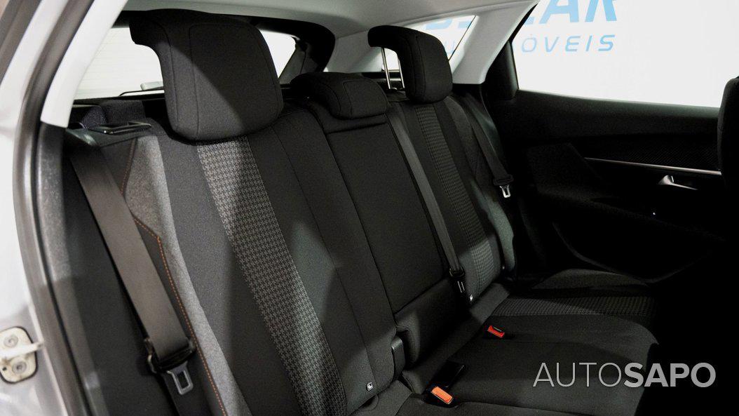Peugeot 3008 1.2 PureTech Active de 2018