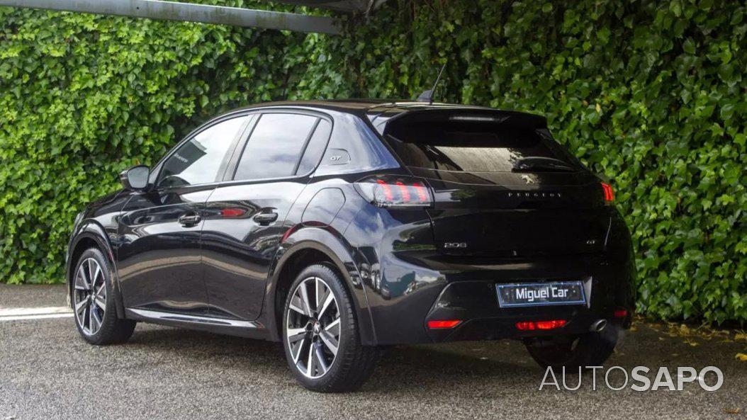 Peugeot 208 1.2 PureTech GT de 2021