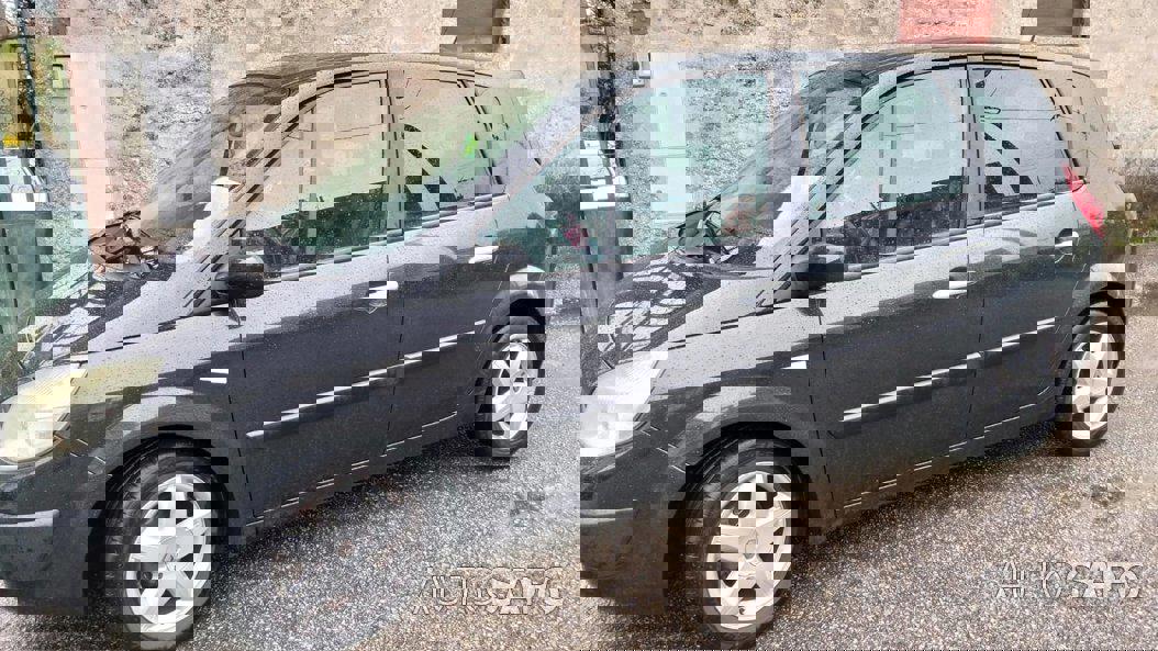 Renault Mégane Scénic 1.9 RT dTi de 2007
