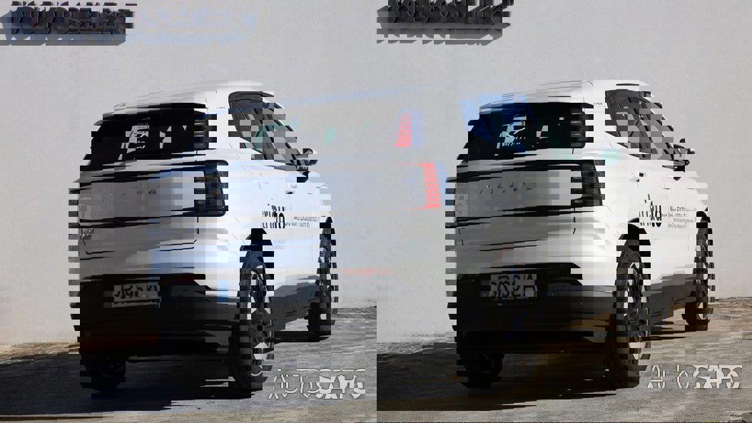 Volvo EX30 de 2025