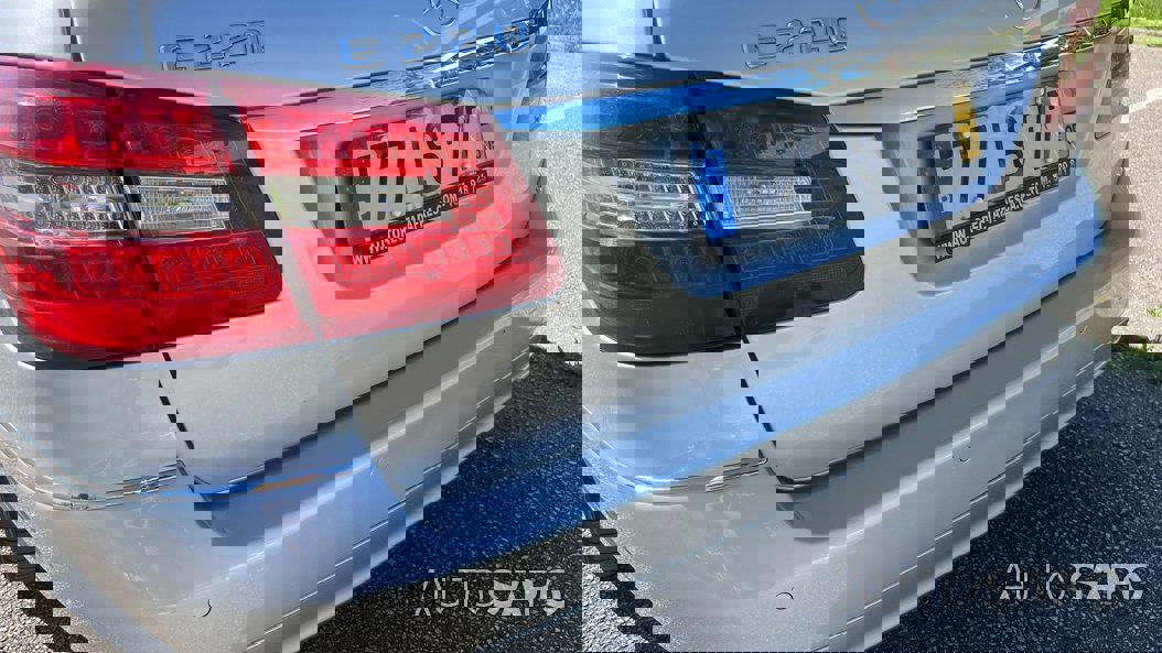 Mercedes-Benz Classe E 220 CDi Avantgarde BlueEfficiency de 2011
