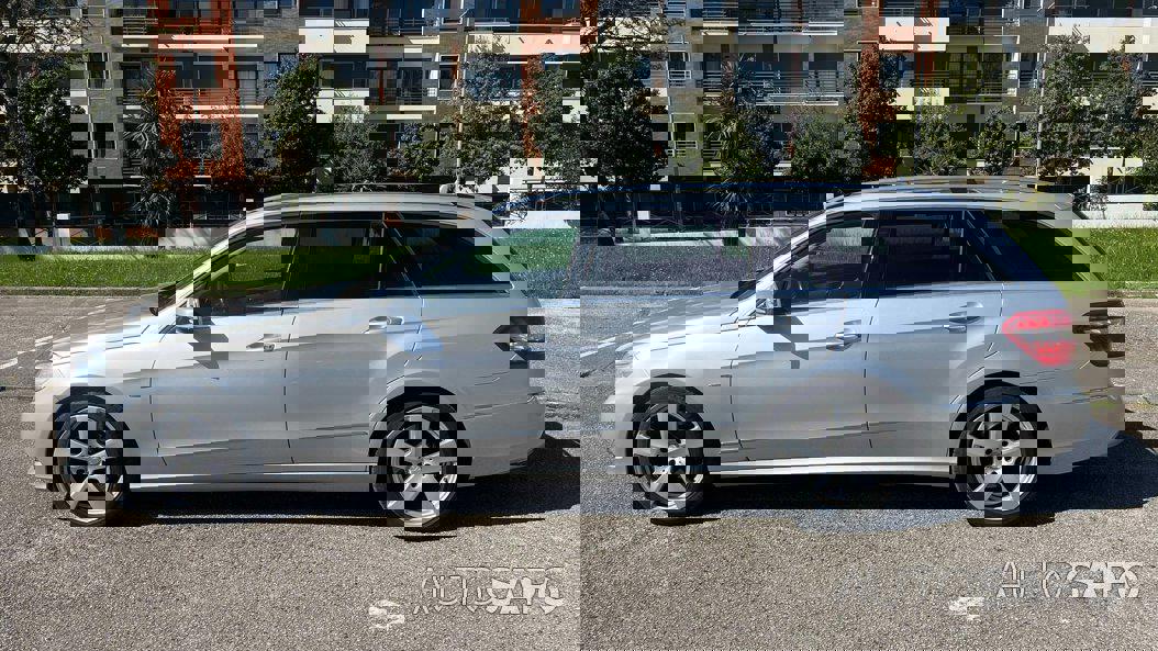 Mercedes-Benz Classe E 220 CDi Avantgarde BlueEfficiency de 2011
