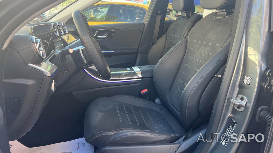 Mercedes-Benz Classe C 300 de AMG Line de 2024